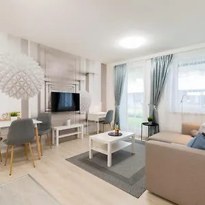  شقة Downtown Residences Leo - Ac, Elevator, Terrace المجر